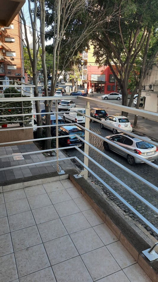 Departamento de 2 ambientes con patio