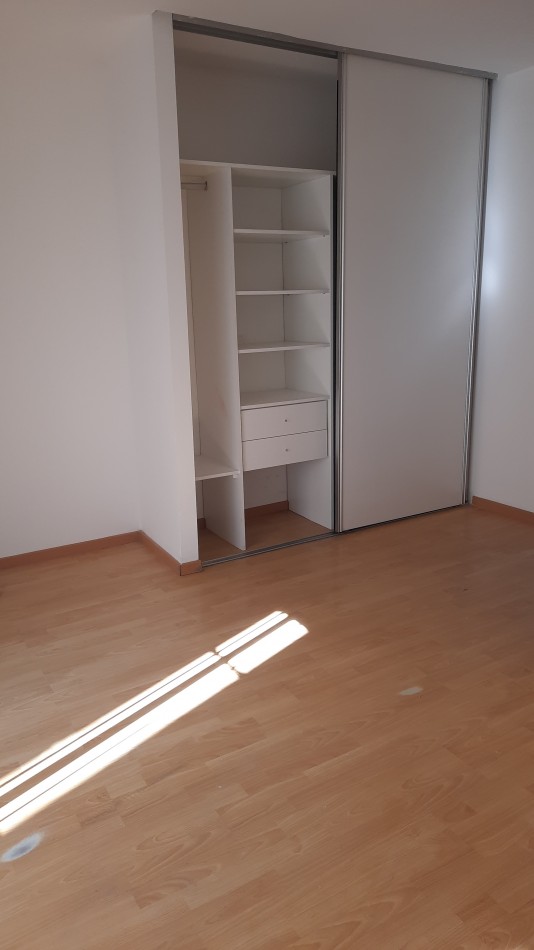 Departamento de 2 ambientes con patio