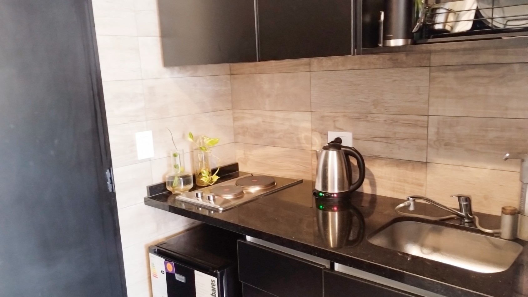 Excelente monoambiente + Amplia terraza