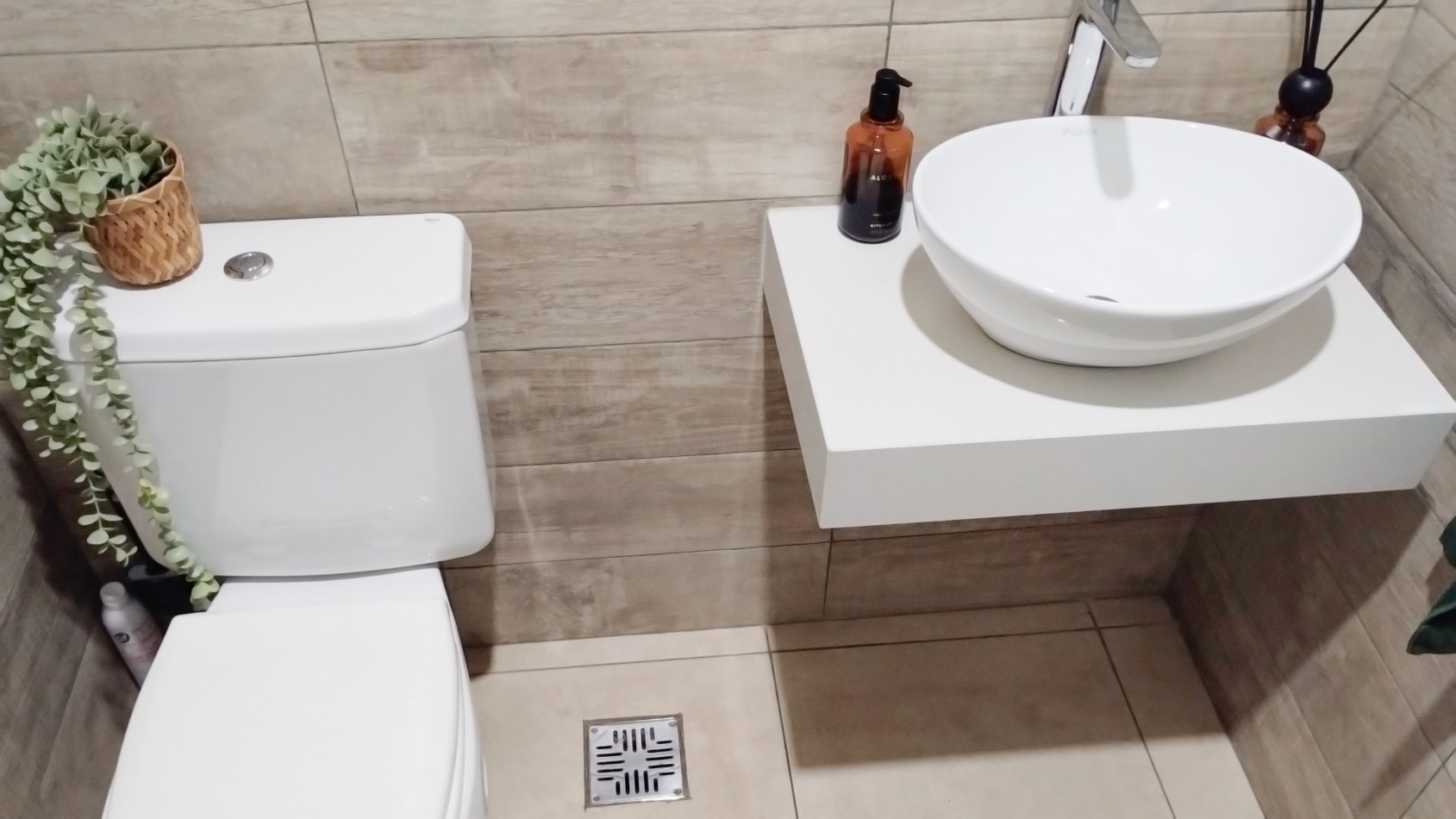 Excelente monoambiente + Amplia terraza