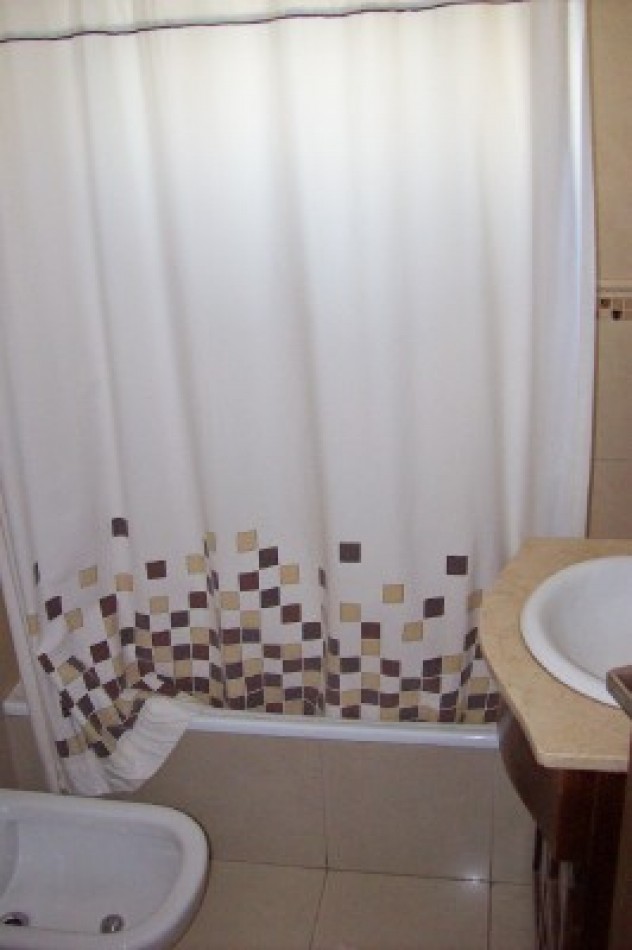 Departamento de 2 ambientes y medio + cochera + Super luminoso + Balcon aterrazado con parrilla