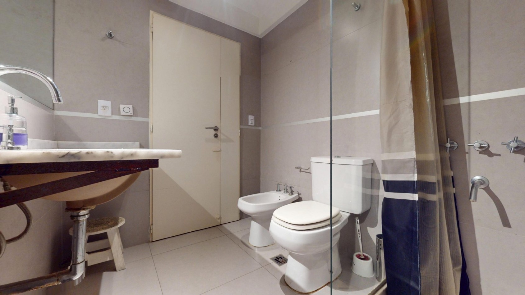 Departamento 2 ambientes + cochera + baulera + SUM + Pileta + Gimnasio + Super luminoso + Seguridad