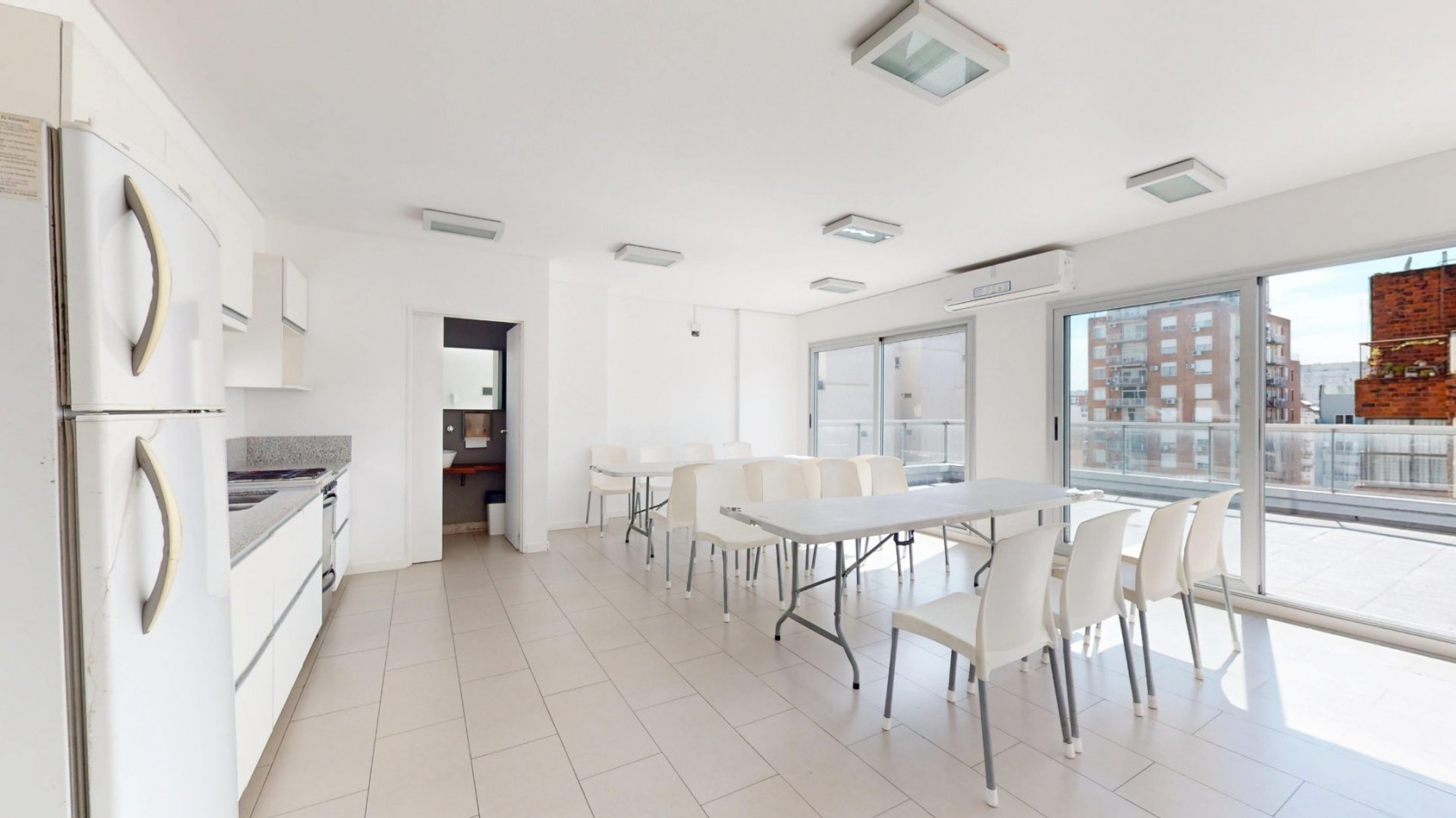Departamento 2 ambientes + cochera + baulera + SUM + Pileta + Gimnasio + Super luminoso + Seguridad