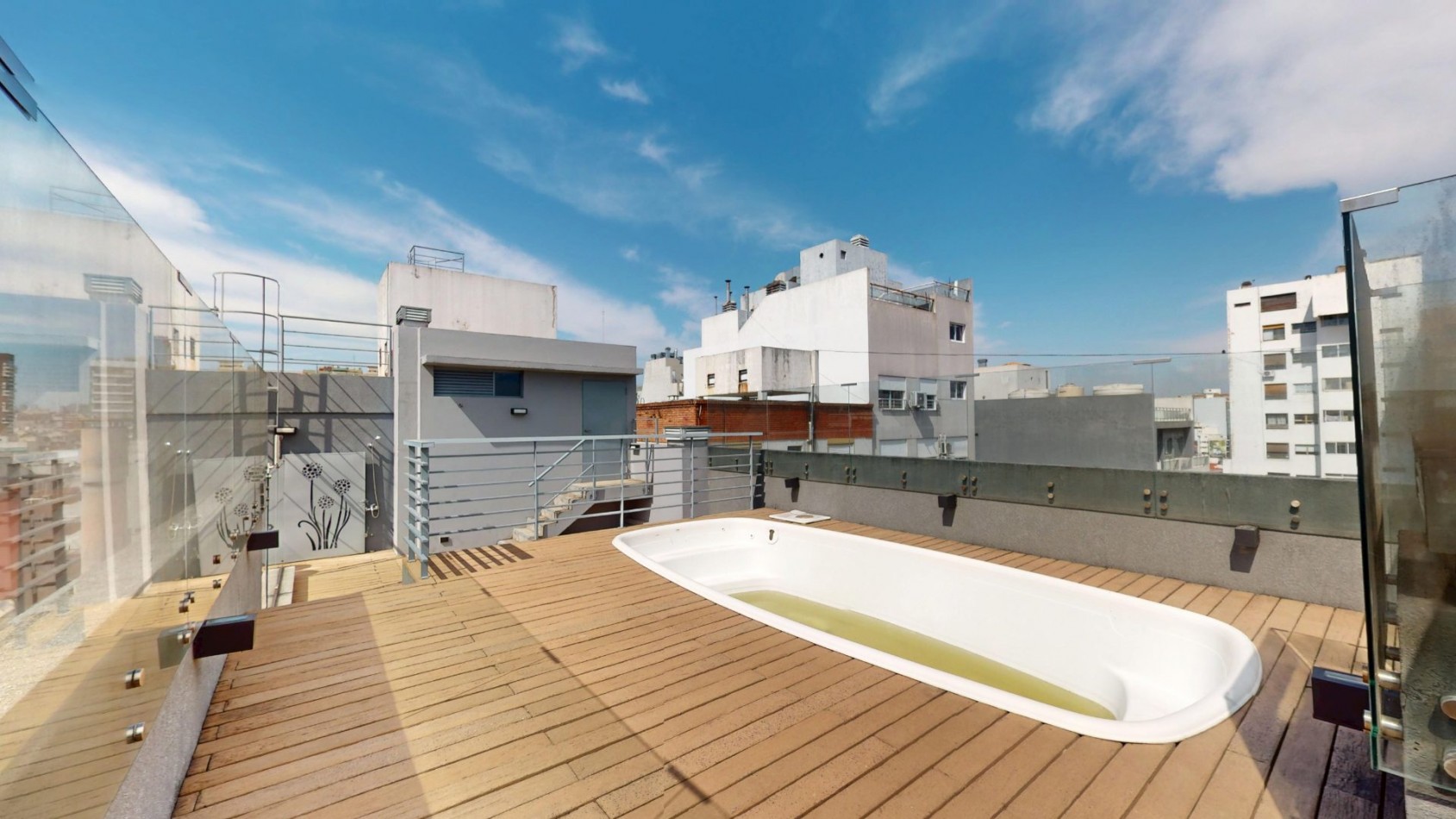 Departamento 2 ambientes + cochera + baulera + SUM + Pileta + Gimnasio + Super luminoso + Seguridad
