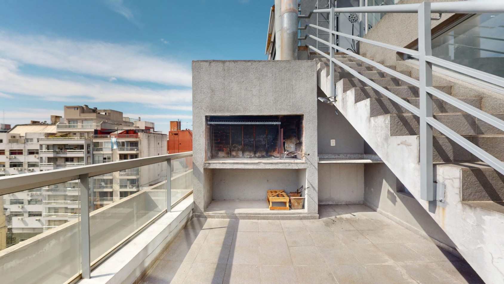 Departamento 2 ambientes + cochera + baulera + SUM + Pileta + Gimnasio + Super luminoso + Seguridad