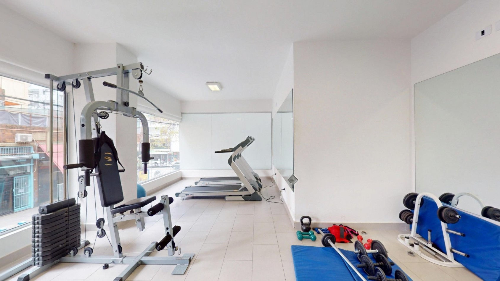 Departamento 2 ambientes + cochera + baulera + SUM + Pileta + Gimnasio + Super luminoso + Seguridad