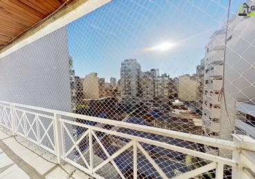 Departamento de 3 ambientes + super luminoso + cochera fija cubierta